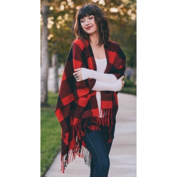 Red Buffalo Plaid Poncho - Picture 2 of 5